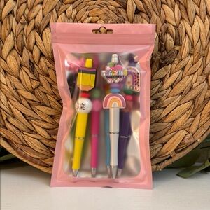 🆕 Teacher Beaded Pens - Set Of 6